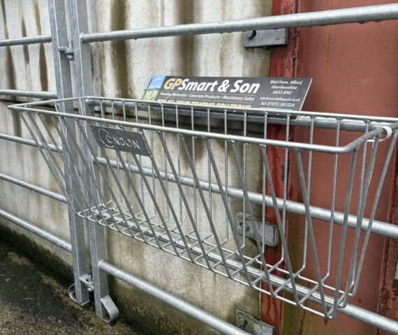 Hook on Hay Basket 4ft