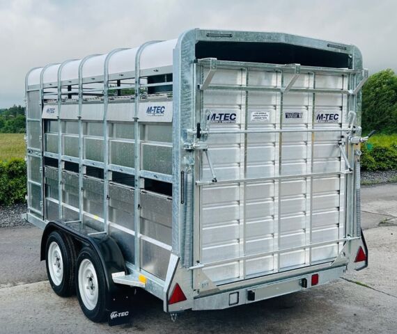 M TEC Double Axel Livestock