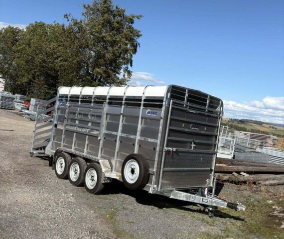 M TEC Livestock 14ft tri