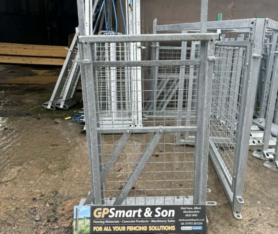 Raceway Sliding Gate