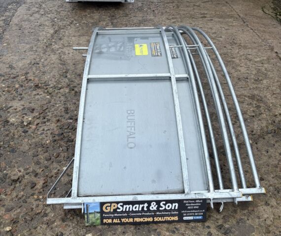 Sheeted Curved Panel